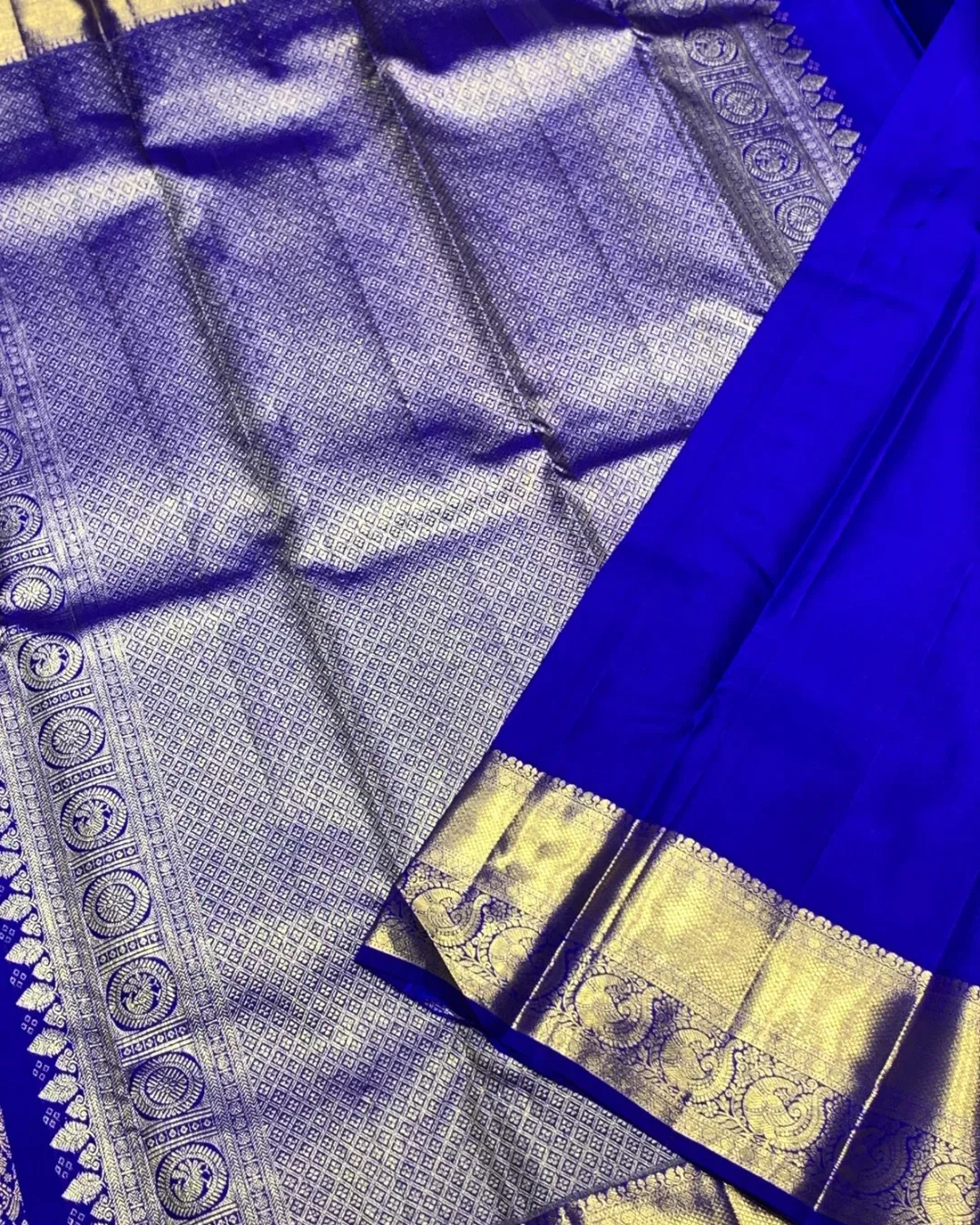 Charismatic Royal Blue Soft Banarasi Silk Saree With Pretty Blouse Piece - Image 3