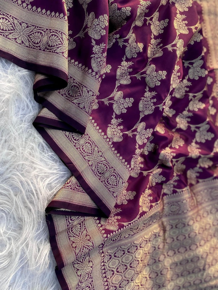 Charming Purple Soft Banarasi Silk Saree With Intricate Blouse Piece - Image 2