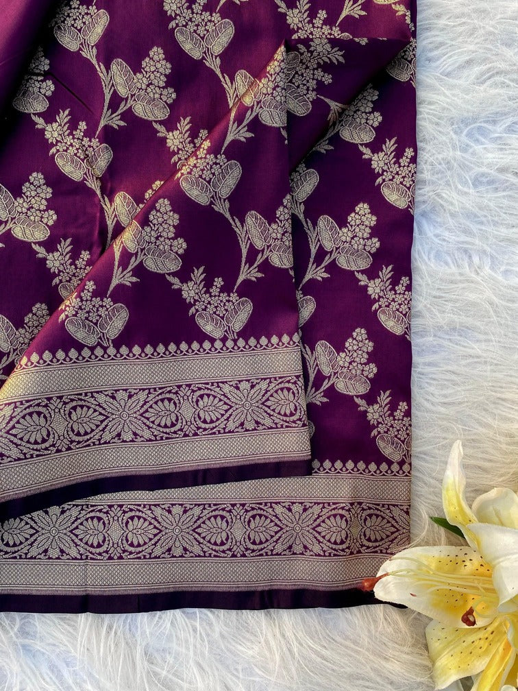 Charming Purple Soft Banarasi Silk Saree With Intricate Blouse Piece - Image 4
