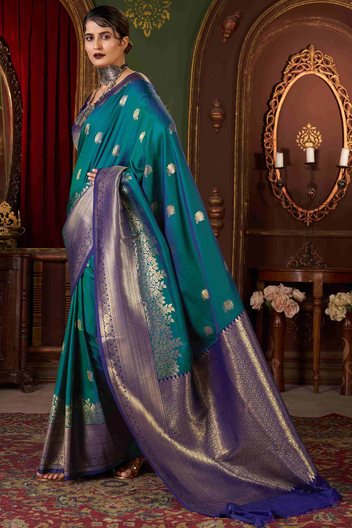 Charming Rama Pure Zari Weaving Banarasi Silk Saree With Panoply Blouse Piece - Image 3