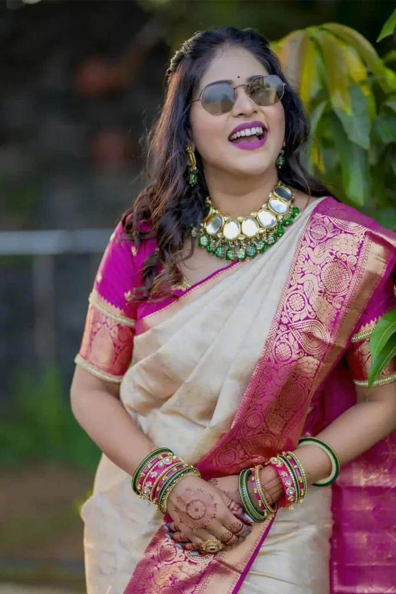 Classic Beige Soft Banarasi Silk Saree With Desultory Blouse Piece - Image 4