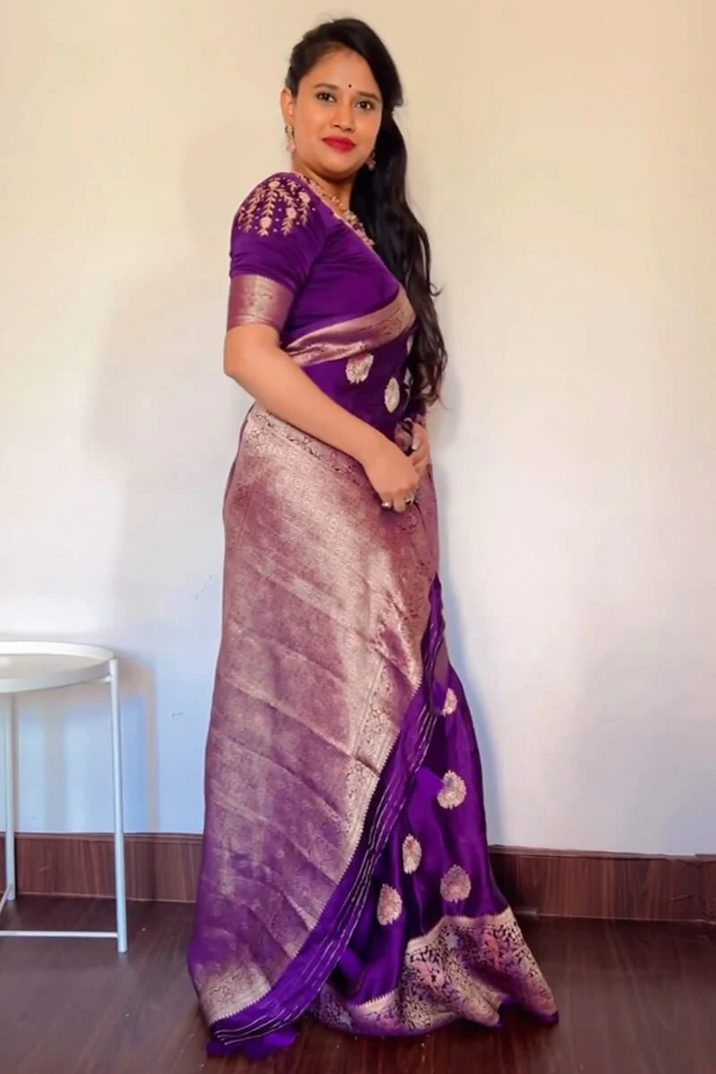 Classy Purple Soft Silk Saree With Marvellous Blouse Piece - Image 6