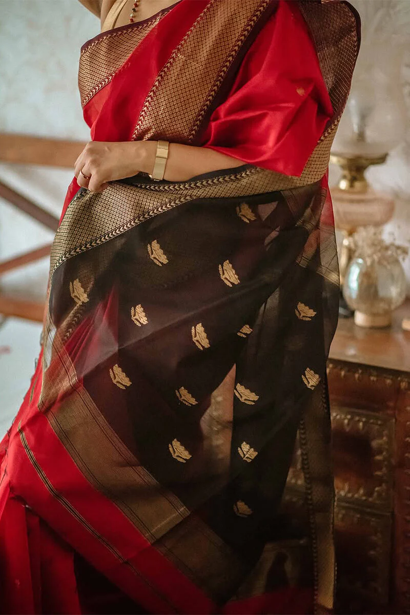 Classy Red Cotton Silk Saree With Designer Blouse Piece - Image 7