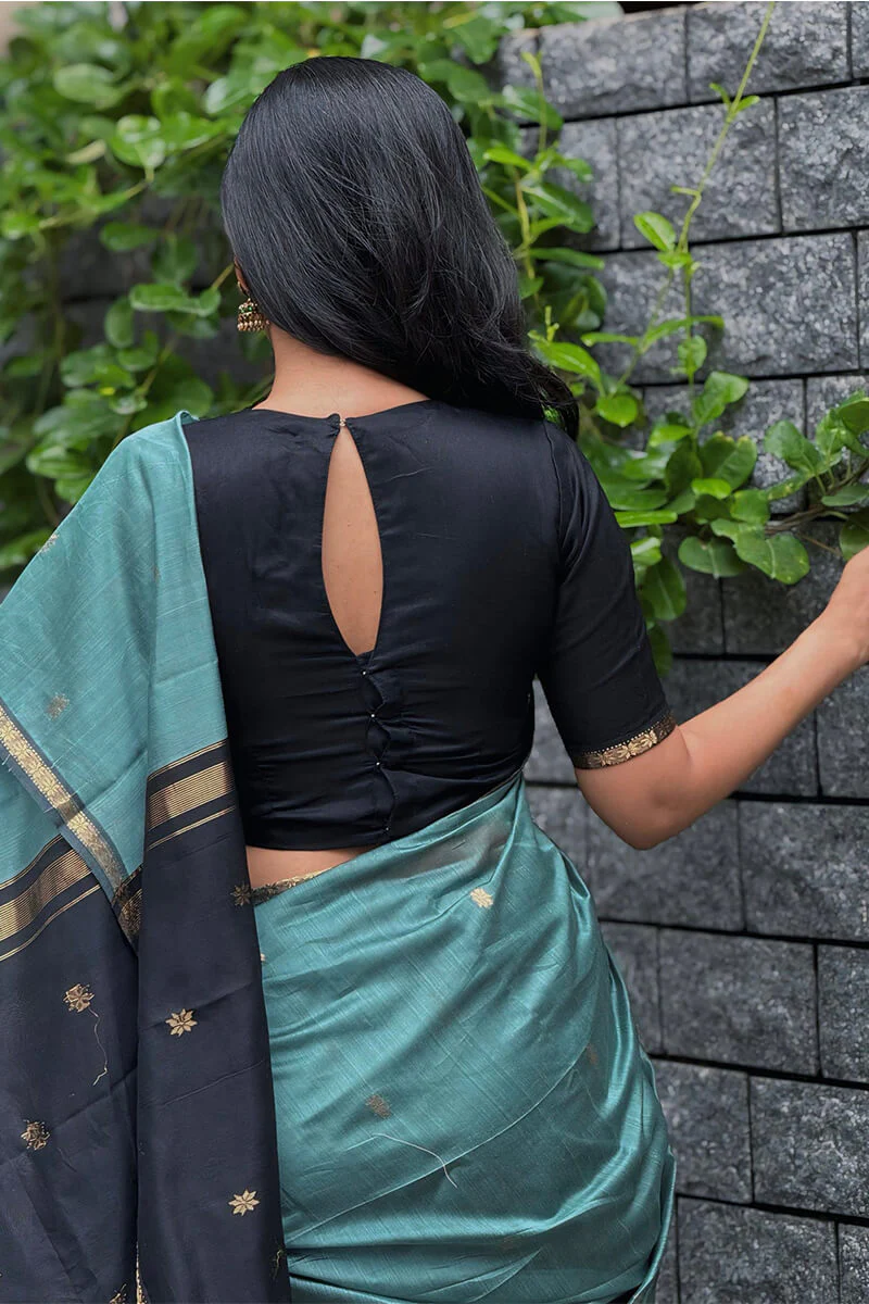 Classy Sea Green Cotton Silk Saree With Gratifying  Blouse Piece - Image 6