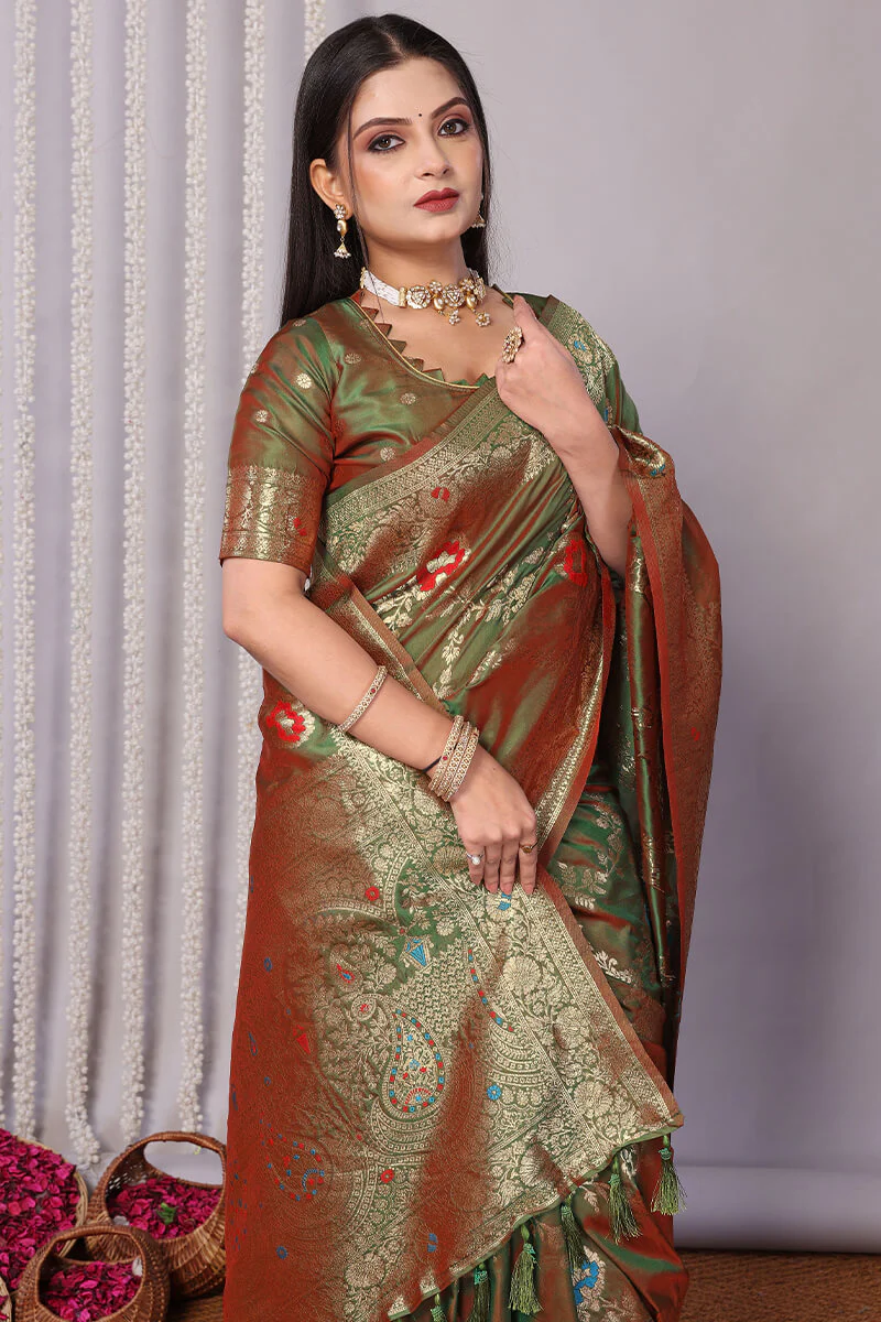 Comely Green Soft Banarasi Silk Saree With Mellifluous Blouse Piece - Image 2