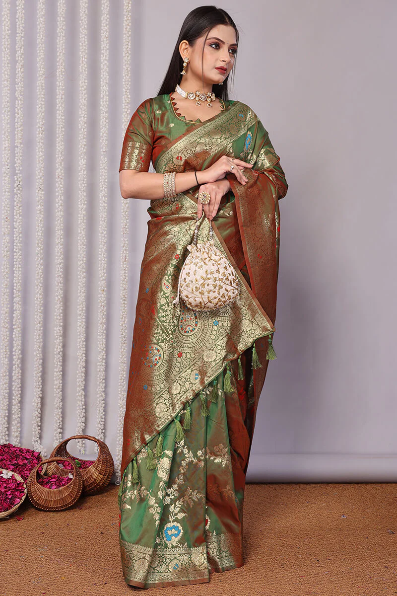 Comely Green Soft Banarasi Silk Saree With Mellifluous Blouse Piece - Image 4