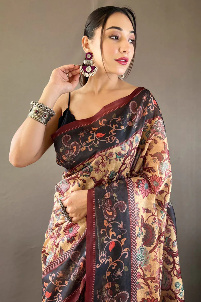 Comely Peach Digital Printed Cotton Silk Saree With Exquisite Blouse Piece - Image 2