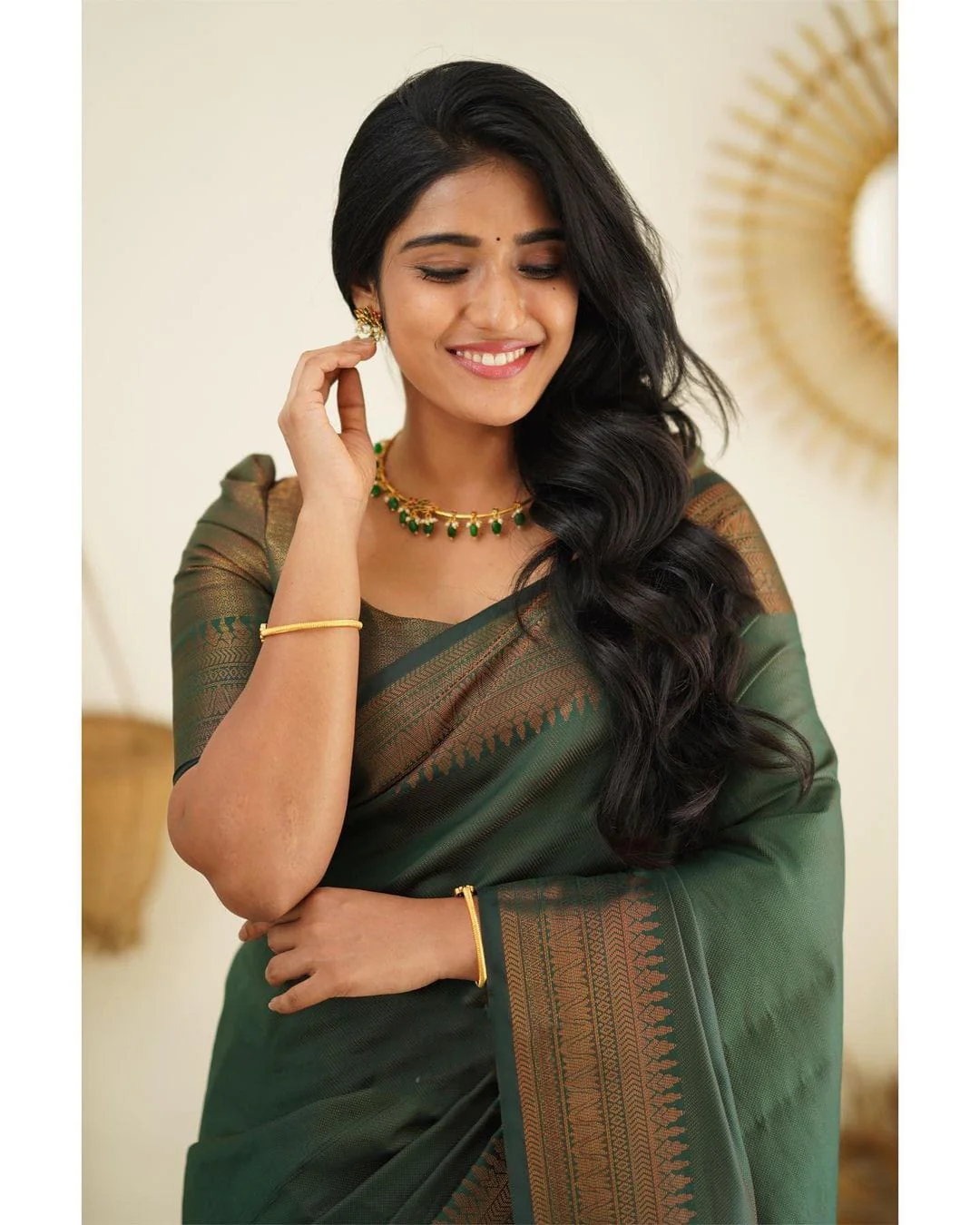 Conflate Green Soft Silk Saree With Murmurous Blouse Piece - Image 3
