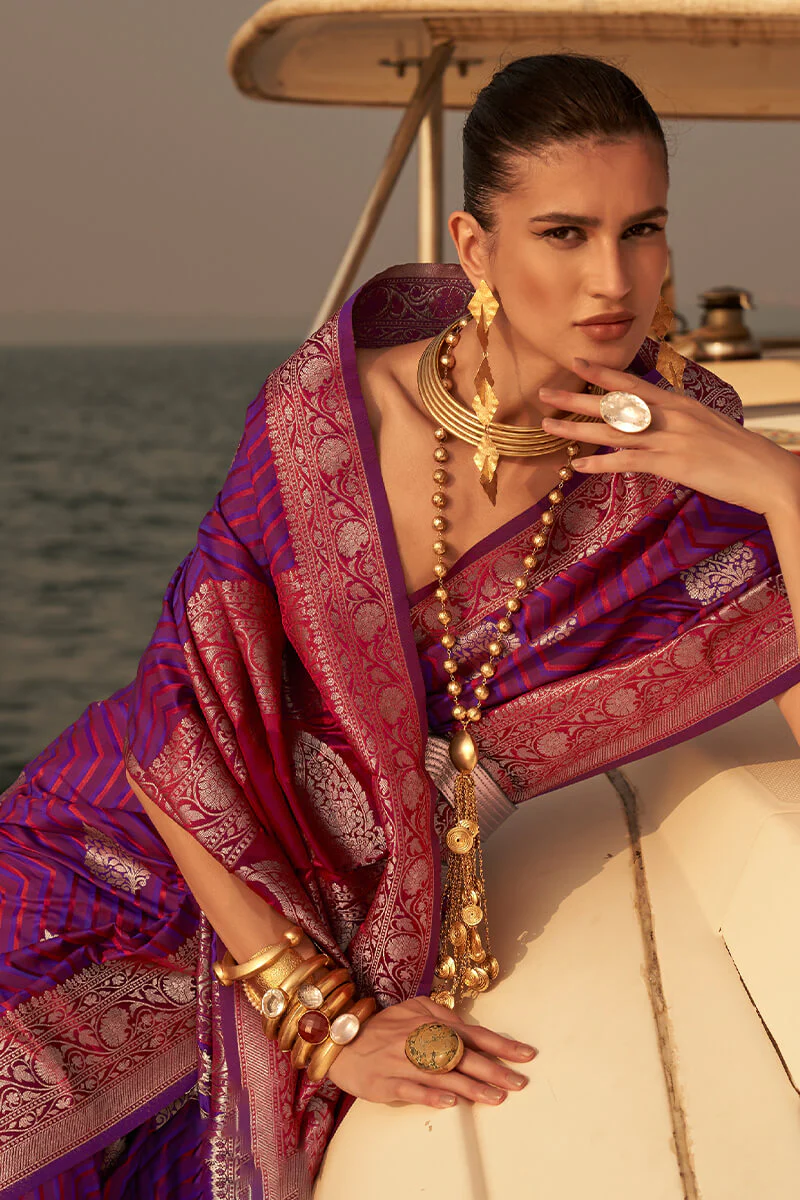 Confounding Purple Soft Banarasi Silk Saree With Amiable Blouse Piece - Image 2