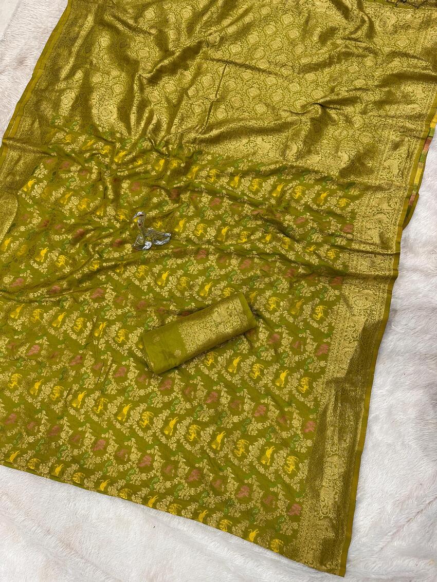Cynosure Green Soft Banarasi Silk Saree With Precious Blouse Piece - Image 3