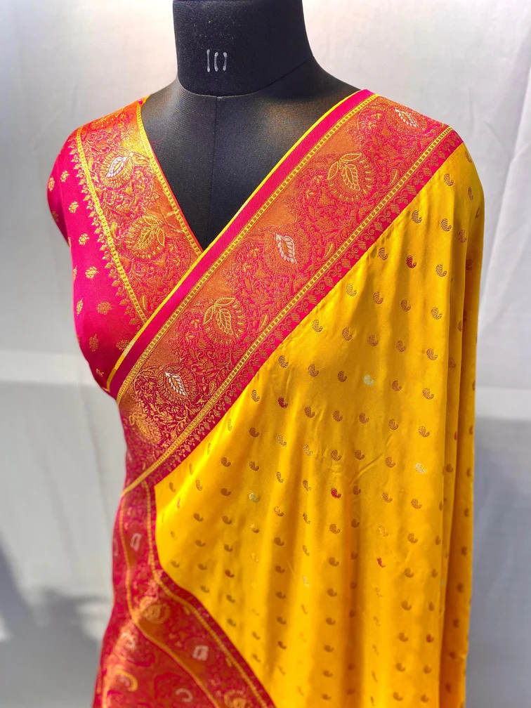 Dazzling Yellow Soft Banarasi Silk Saree With Exemplary Blouse Piece - Image 2