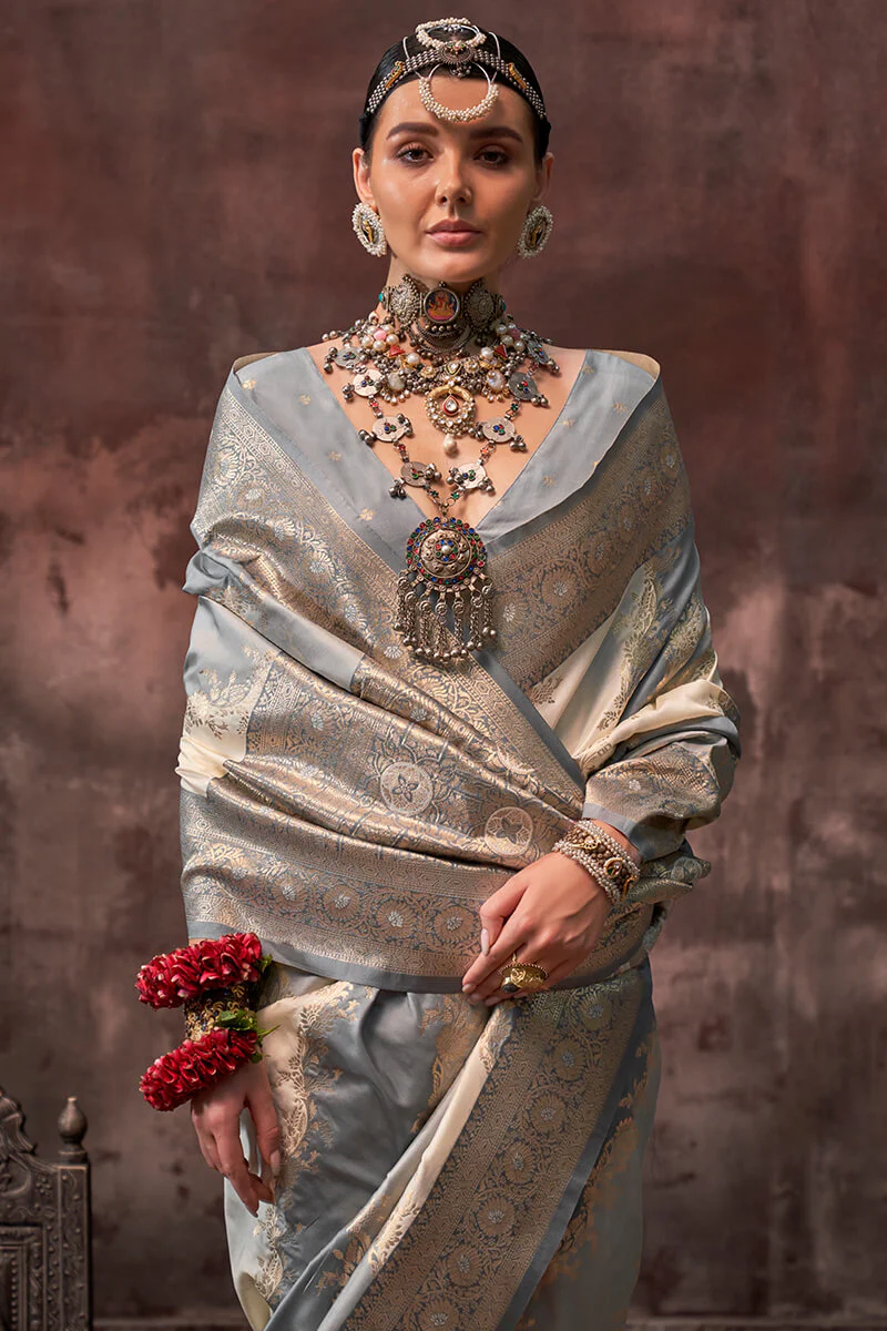Delectable Grey Soft Banarasi Silk Saree With Tempting Blouse Piece - Image 2