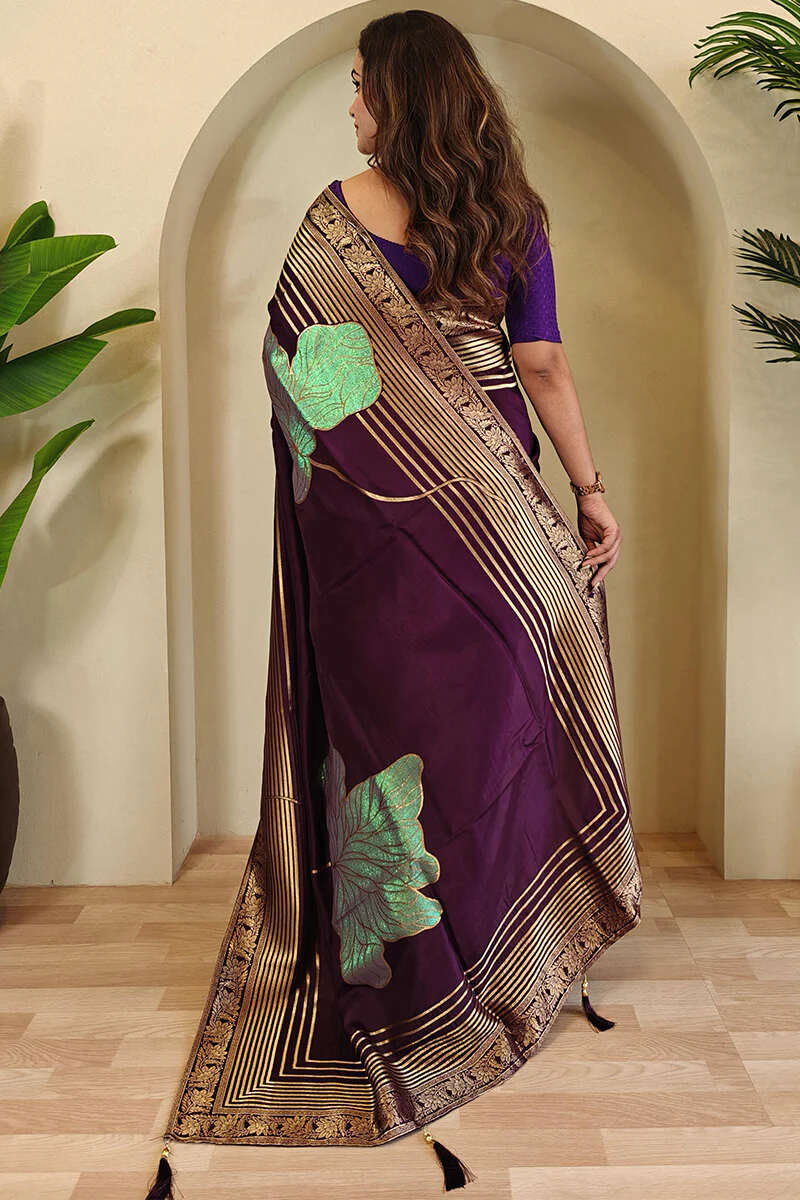 Delightful Purple Soft Banarasi Silk Saree With Classic Blouse Piece - Image 4