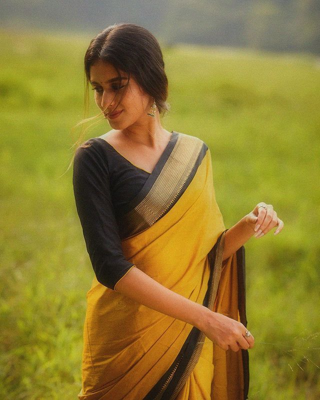 Lovely Yellow Soft Banarasi Silk Saree With Gleaming Blouse Piece - Image 3