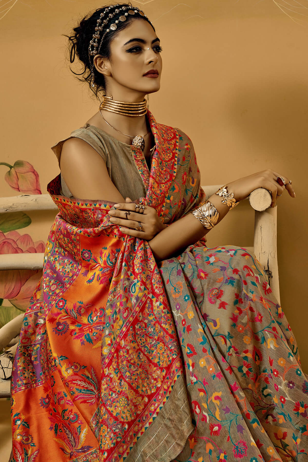 Demanding Grey Pashmina Saree With Magnetic Blouse Piece - Image 2