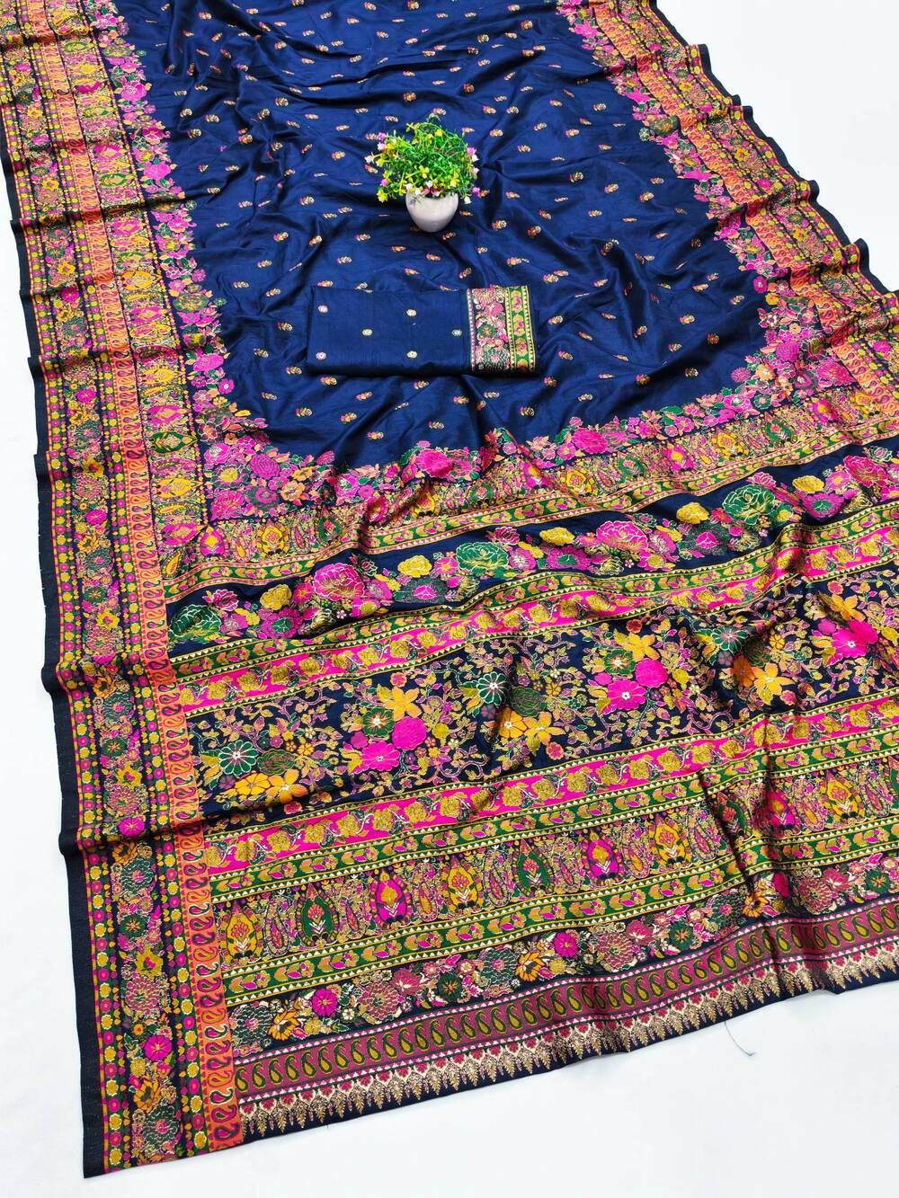 Demanding Navy Blue Nylon Dola Pashmina Saree With Gleaming Blouse Piece - Image 5