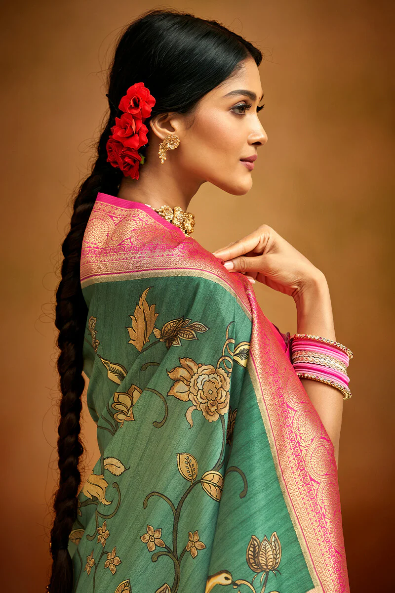 Demesne Green Kalamkari Printed Saree With Scrupulous Blouse Piece - Image 3