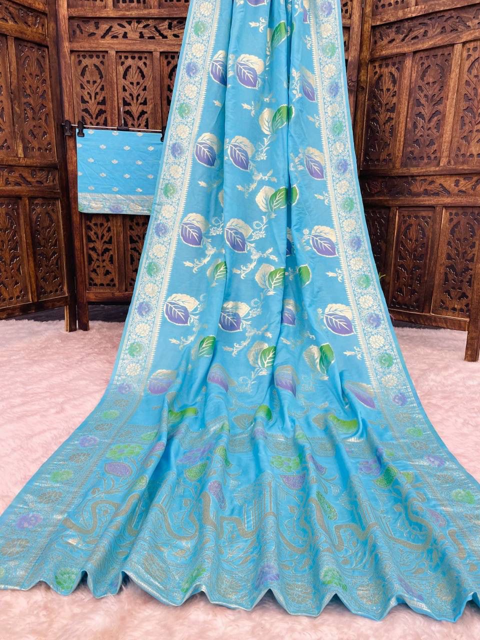Demesne Sky Banarasi Dola Silk Saree With Scintillating Blouse Piece - Image 2