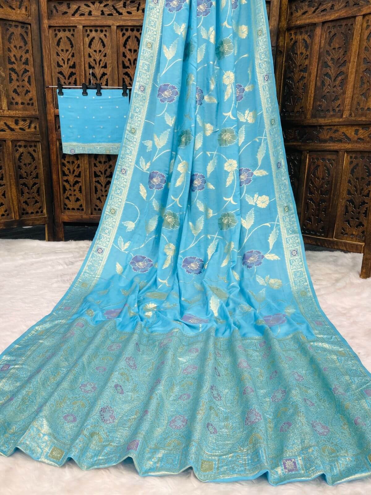 Demesne Sky Banarasi Dola Silk Saree With Sizzling Blouse Piece - Image 2