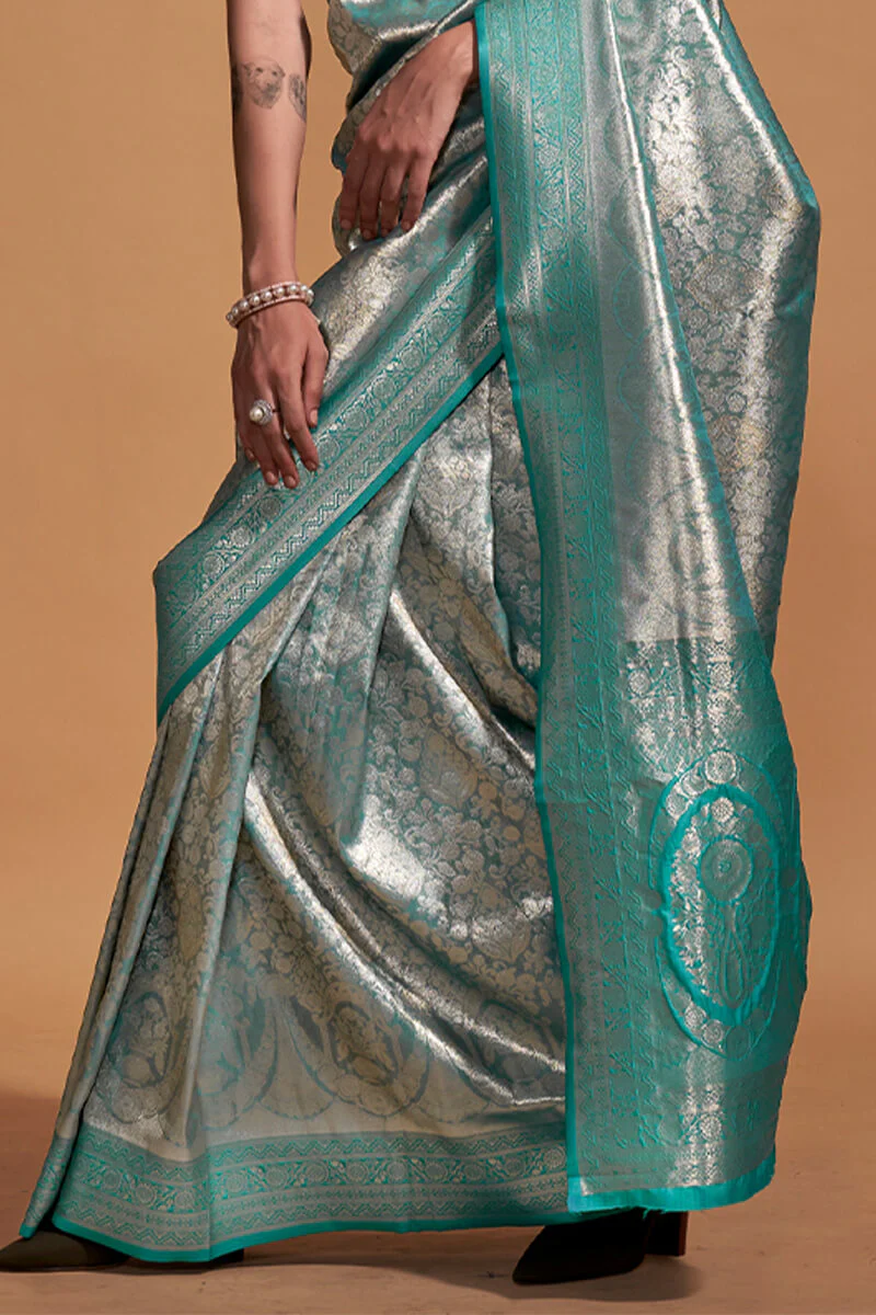 Demure Sea Green Kanjivaram Silk Saree With Ornate Blouse Piece - Image 3