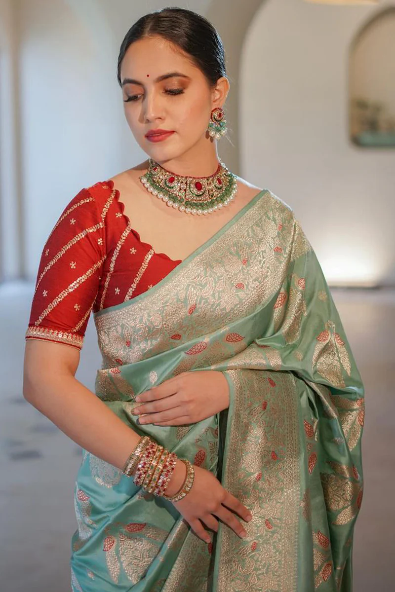 Demure Sea Green Soft Silk Saree With Magnetic Blouse Piece - Image 2