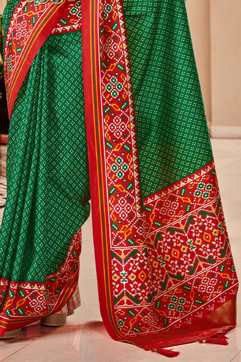 Denouement Dark Green Patola Silk Saree with Moiety Blouse Piece - Image 3