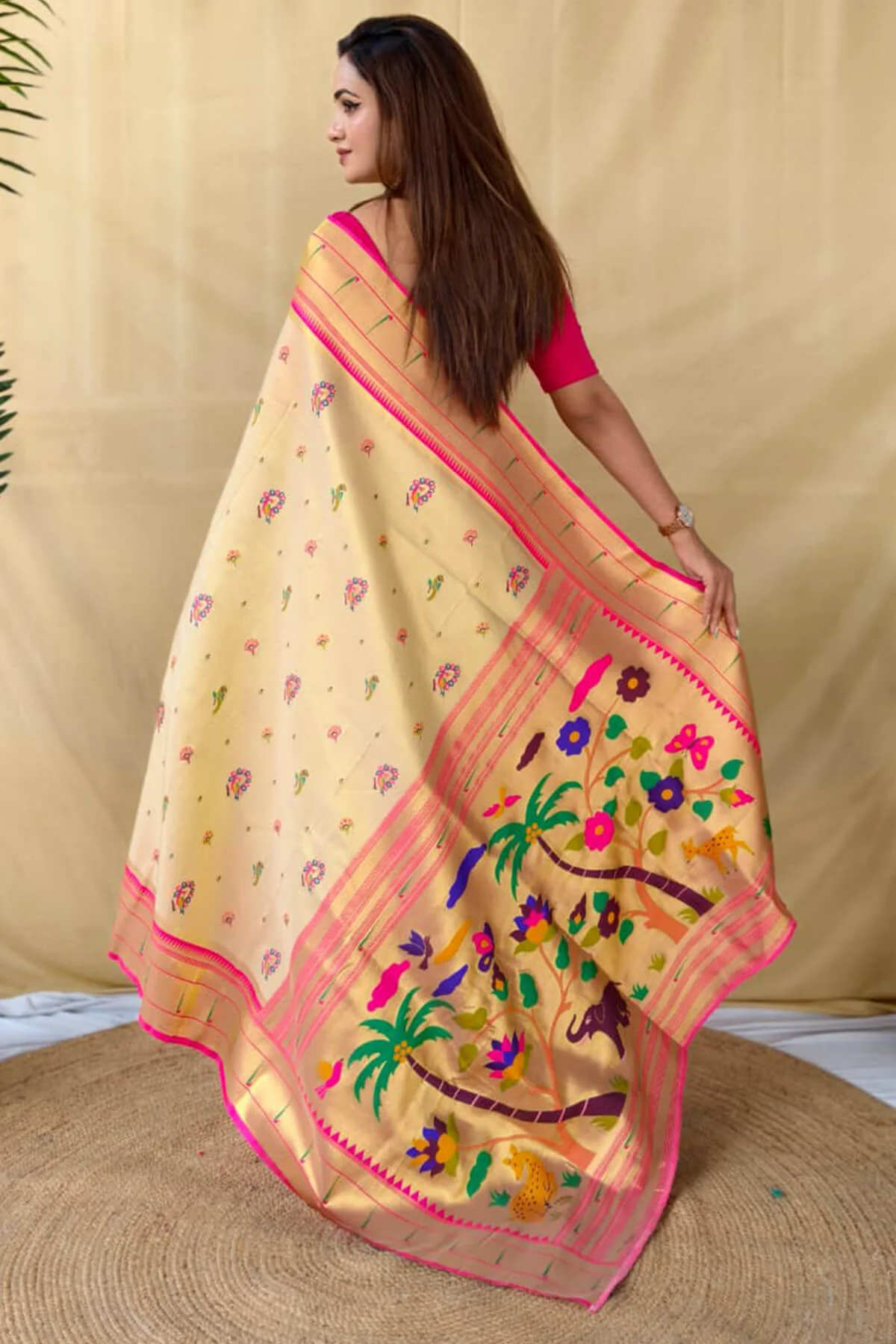 Deserving Beige Tissue Silk Paithani Saree With Ebullience Blouse Piece - Image 6