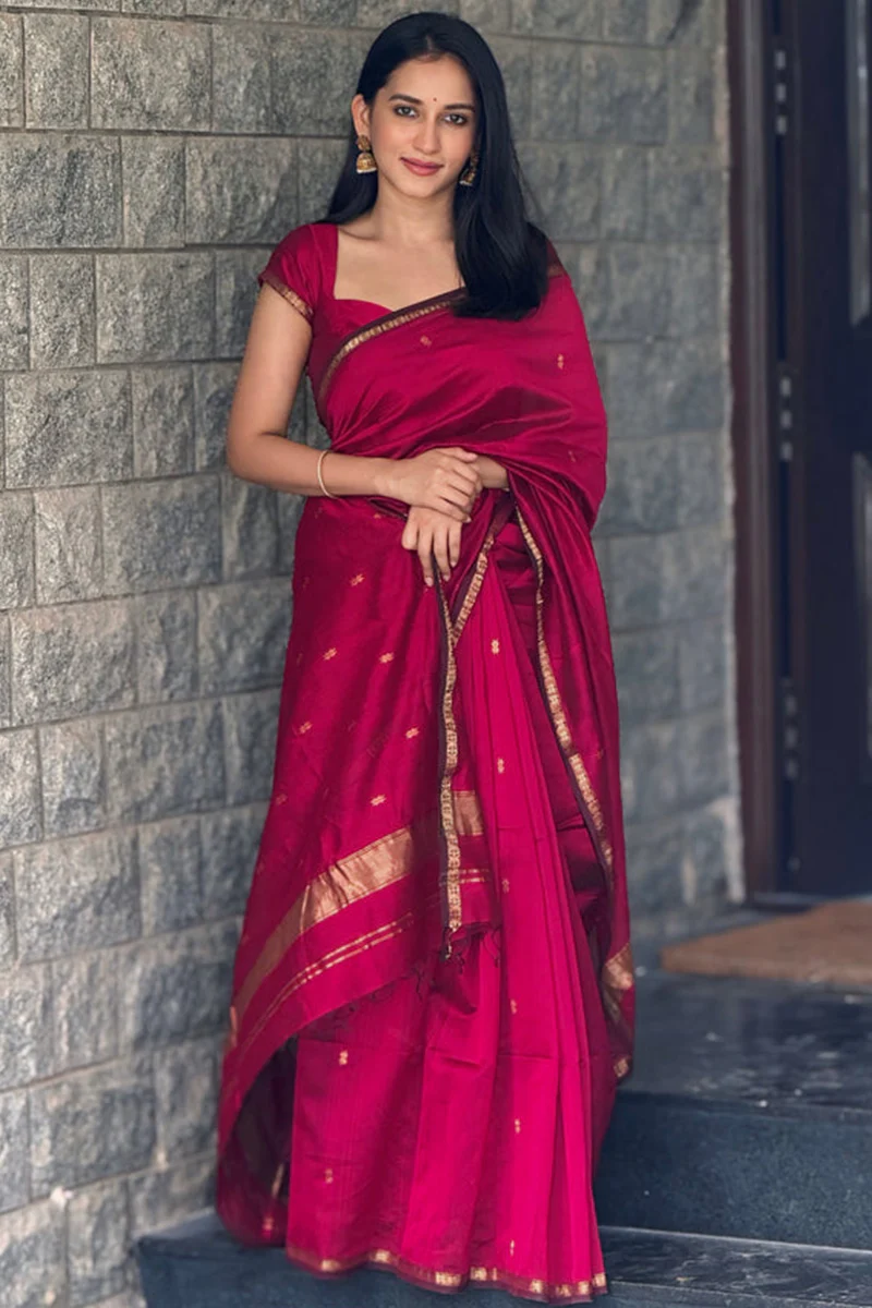 Deserving Dark Pink Cotton Silk Saree With Gorgeous Blouse Piece - Image 3