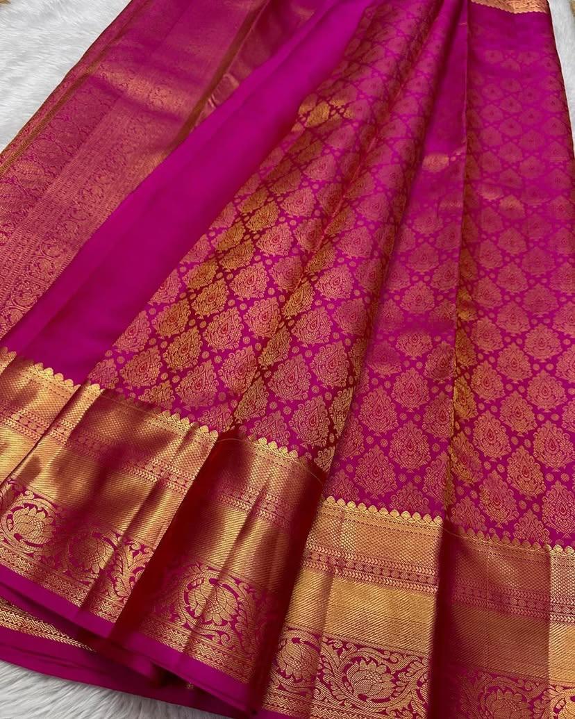 Deserving Dark Pink Soft Silk Saree With Sophisticated Blouse Piece - Image 3