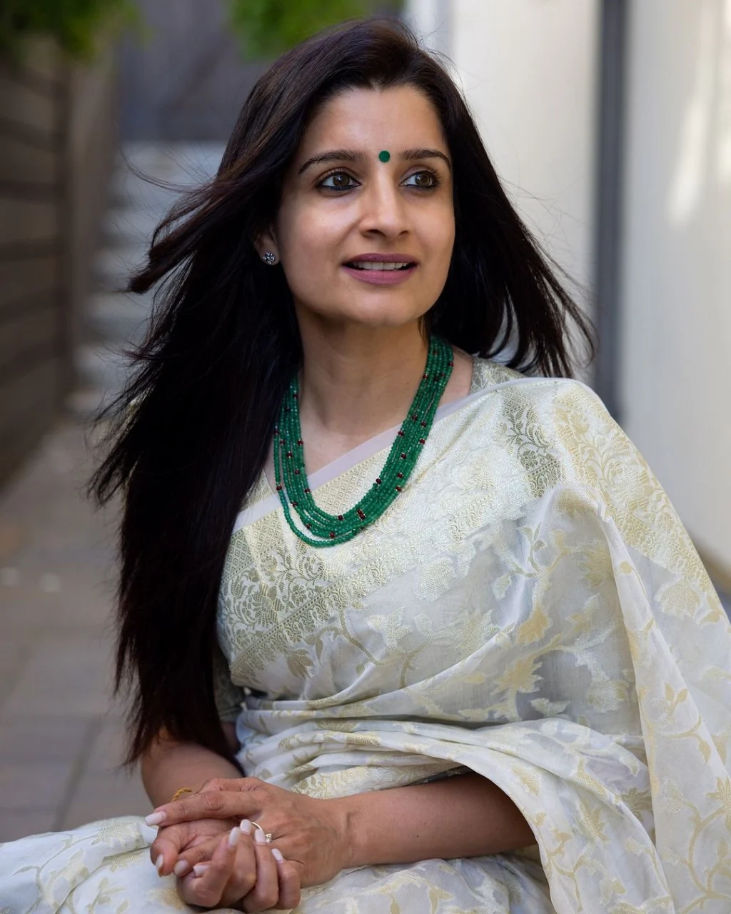 Designer Beige Cotton Silk Saree With Entrancing Blouse Piece - Image 3