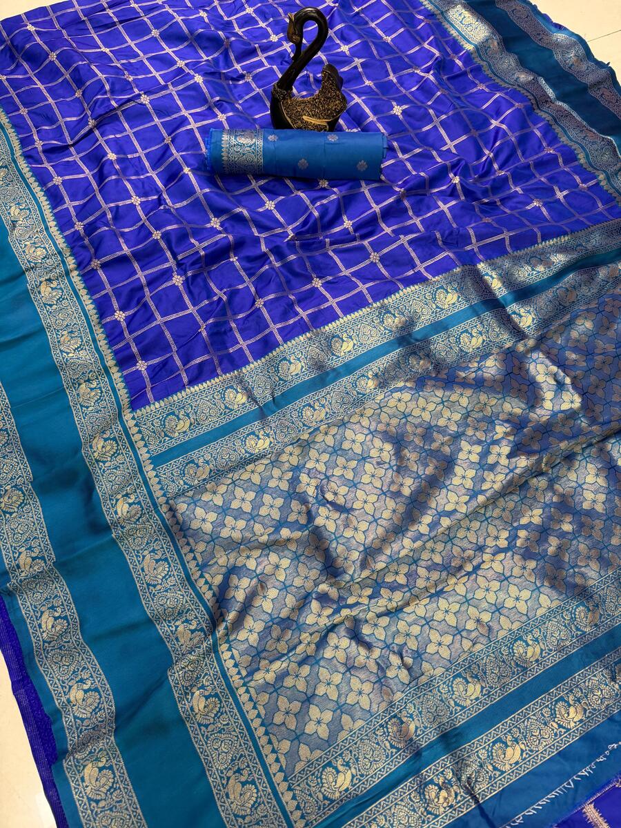 Designer Royal Blue Pure Zari Weaving Banarasi Silk Saree With Lustrous Blouse Piece - Image 2