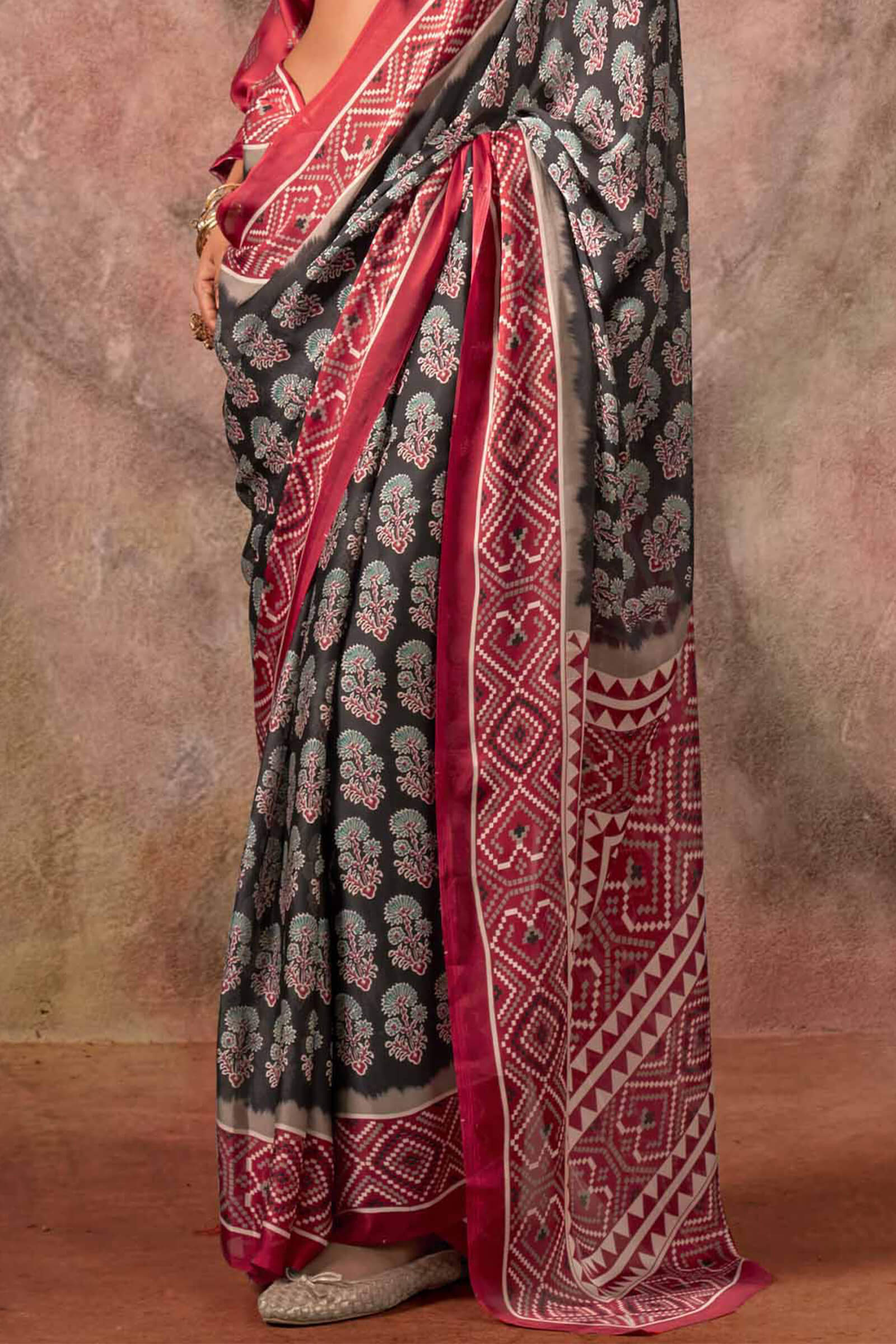 Desuetude Black Ajrakh Printed Satin Silk Saree With Glorious Blouse Piece - Image 4