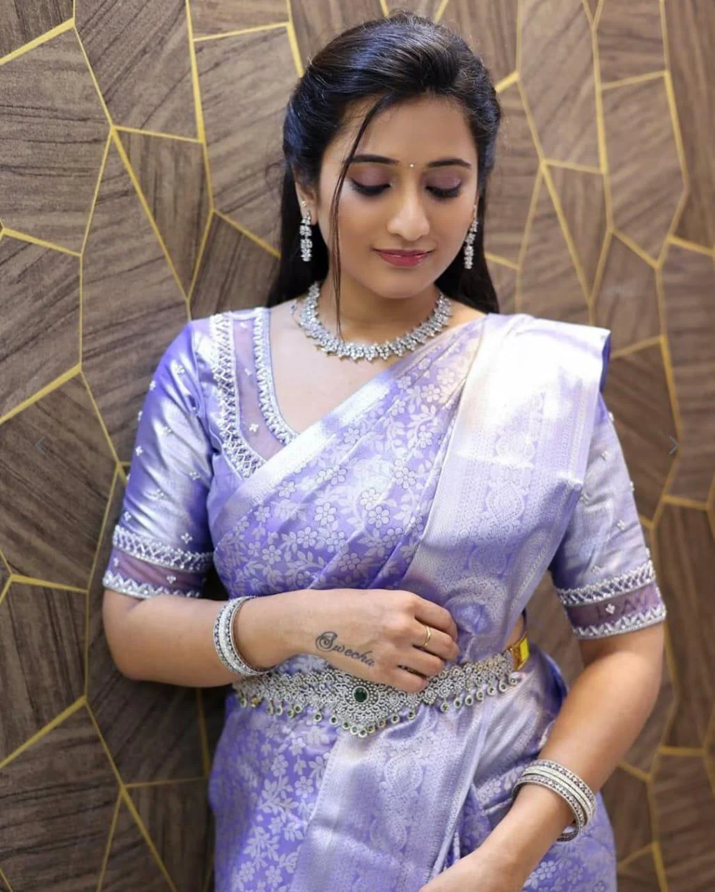 Desultory Lavender Soft Silk Saree With Majesty Blouse Piece - Image 2