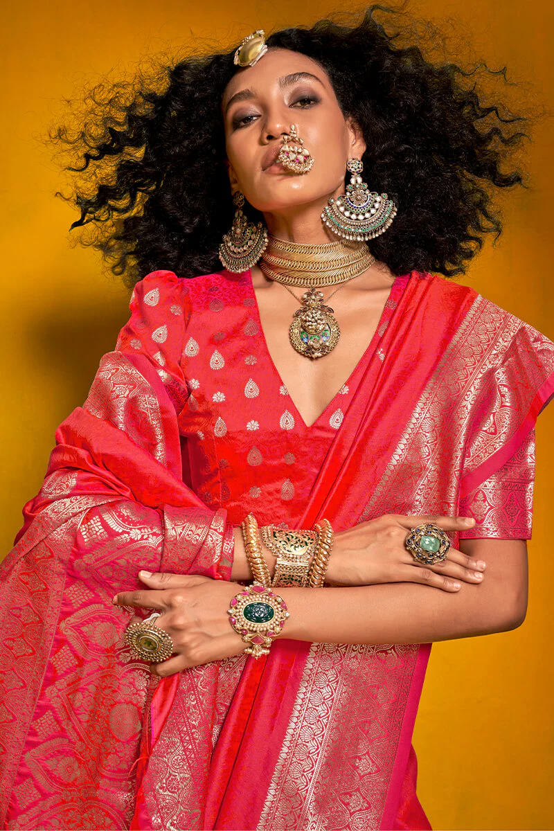 Devastating Dark Pink Soft Banarasi Silk Saree With Scrumptious Blouse Piece - Image 2