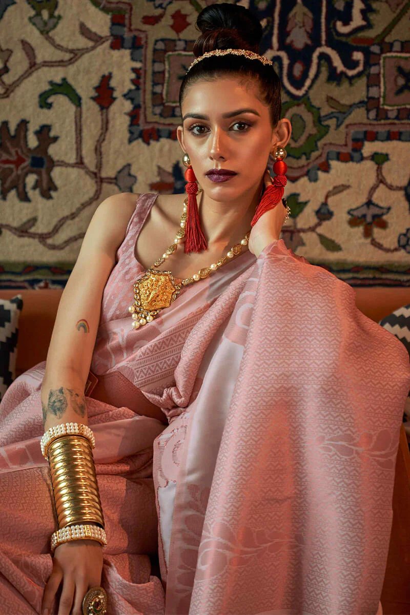 Diaphanous Baby Pink Kanjivaram Silk Saree With Moiety Blouse Piece - Image 2