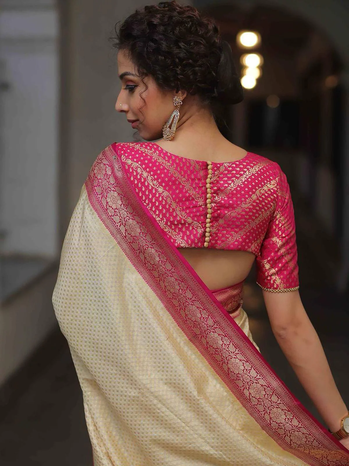 Divine Beige Soft Silk Saree With Marvellous Blouse Piece - Image 6