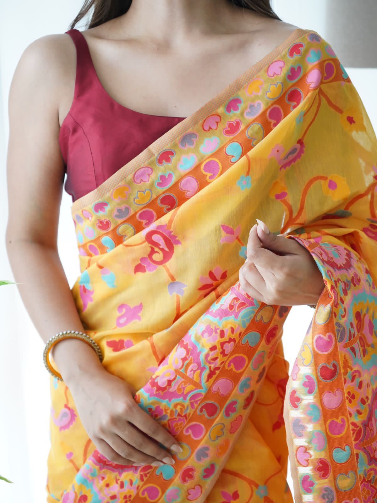 Divine Yellow Pashmina saree With Beleaguer Blouse Piece - Image 5