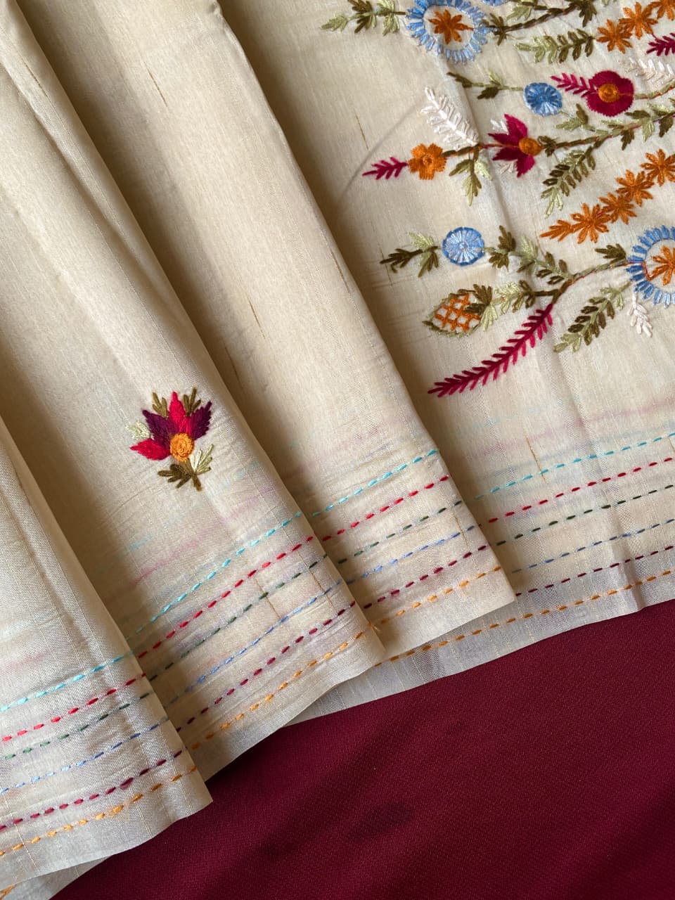 Eclat Beige Embroidery Work Tussar Silk Saree With Capricious Blouse Piece - Image 3