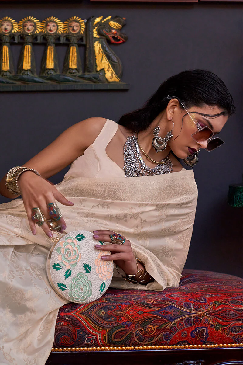 Eclat Beige Soft Banarasi Silk Saree With Pleasurable Blouse Piece - Image 2