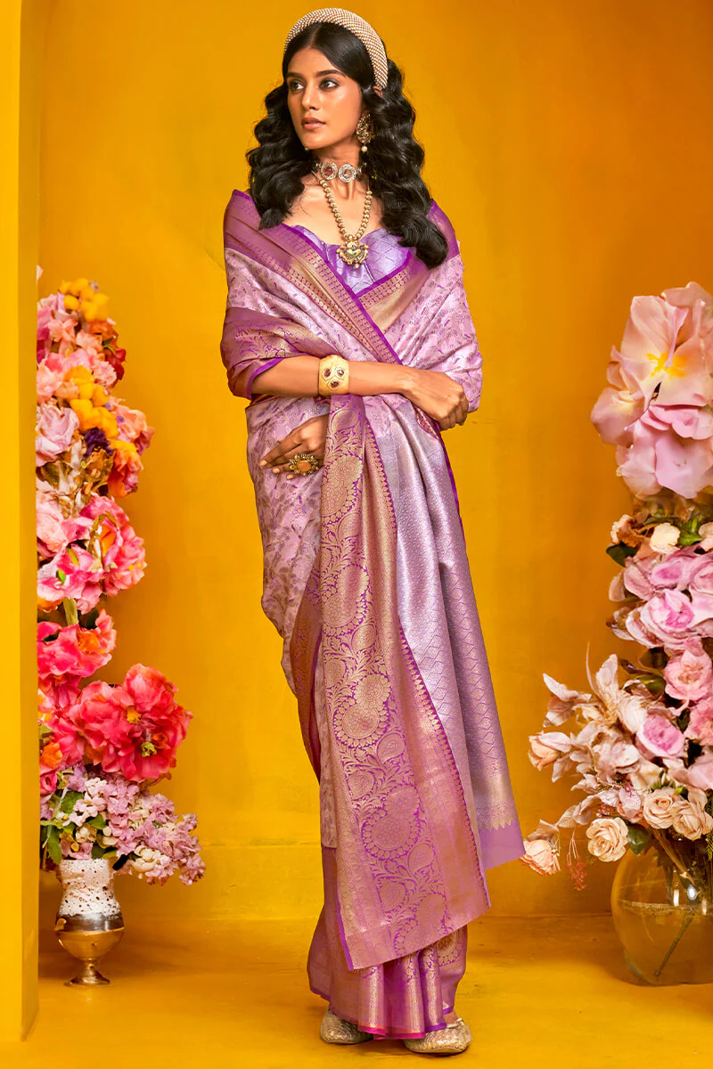 Effervescent Lavender Kanjivaram Silk Saree With Scrumptious Blouse Piece - Image 3
