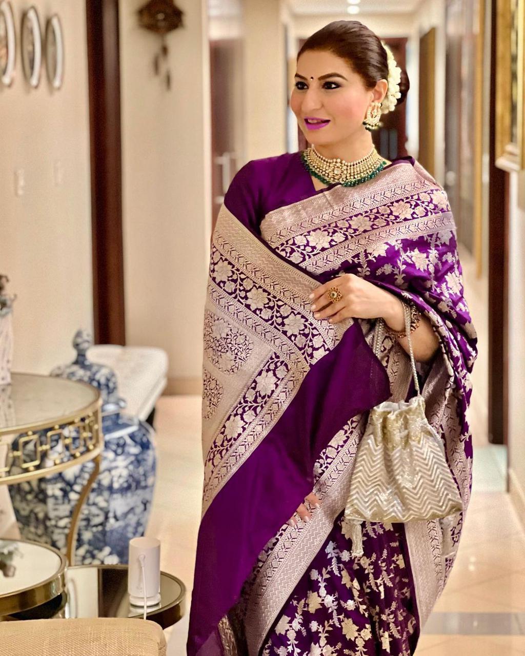 Effervescent Wine Soft Banarasi Silk Saree With Elision Blouse Piece - Image 3
