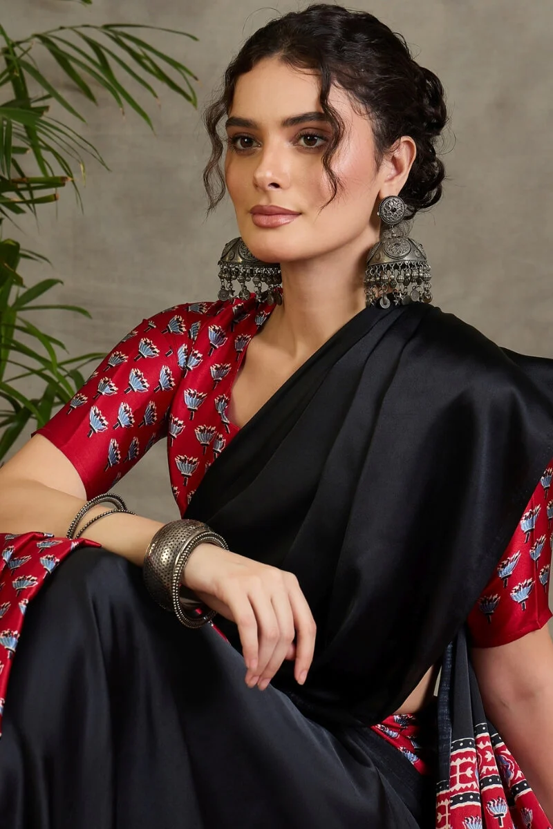 Effulgent Black Ajrakh Printed Semi Modal Silk Saree With Denouement Blouse Piece - Image 4