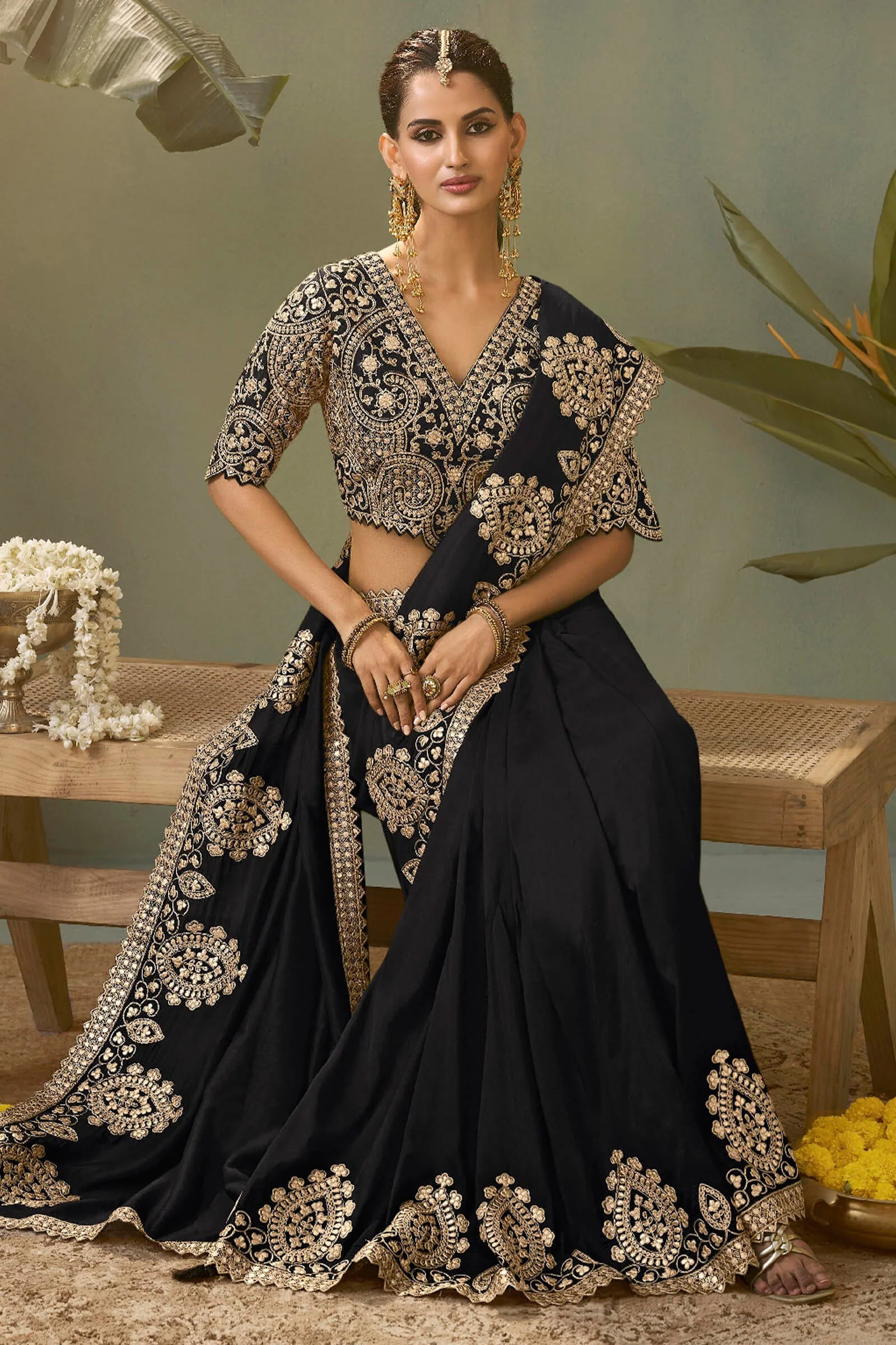 Effulgent Black Soft Silk Embroidery Work Saree With Ailurophile Blouse Piece - Image 3