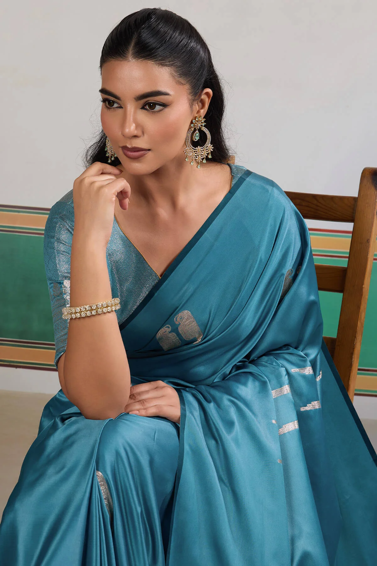 Effulgent Firozi Banarasi Satin Silk Saree With Enamoring Blouse - Image 2