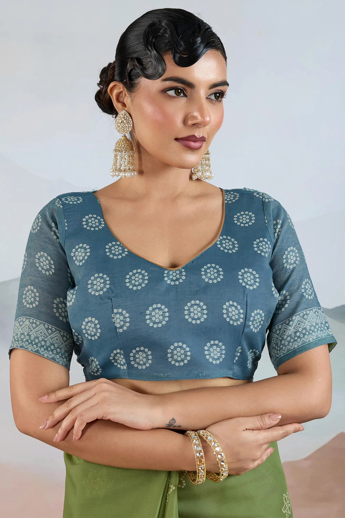 Elaborate Green Cotton Silk Saree With Flameboyant Blouse Piece - Image 6