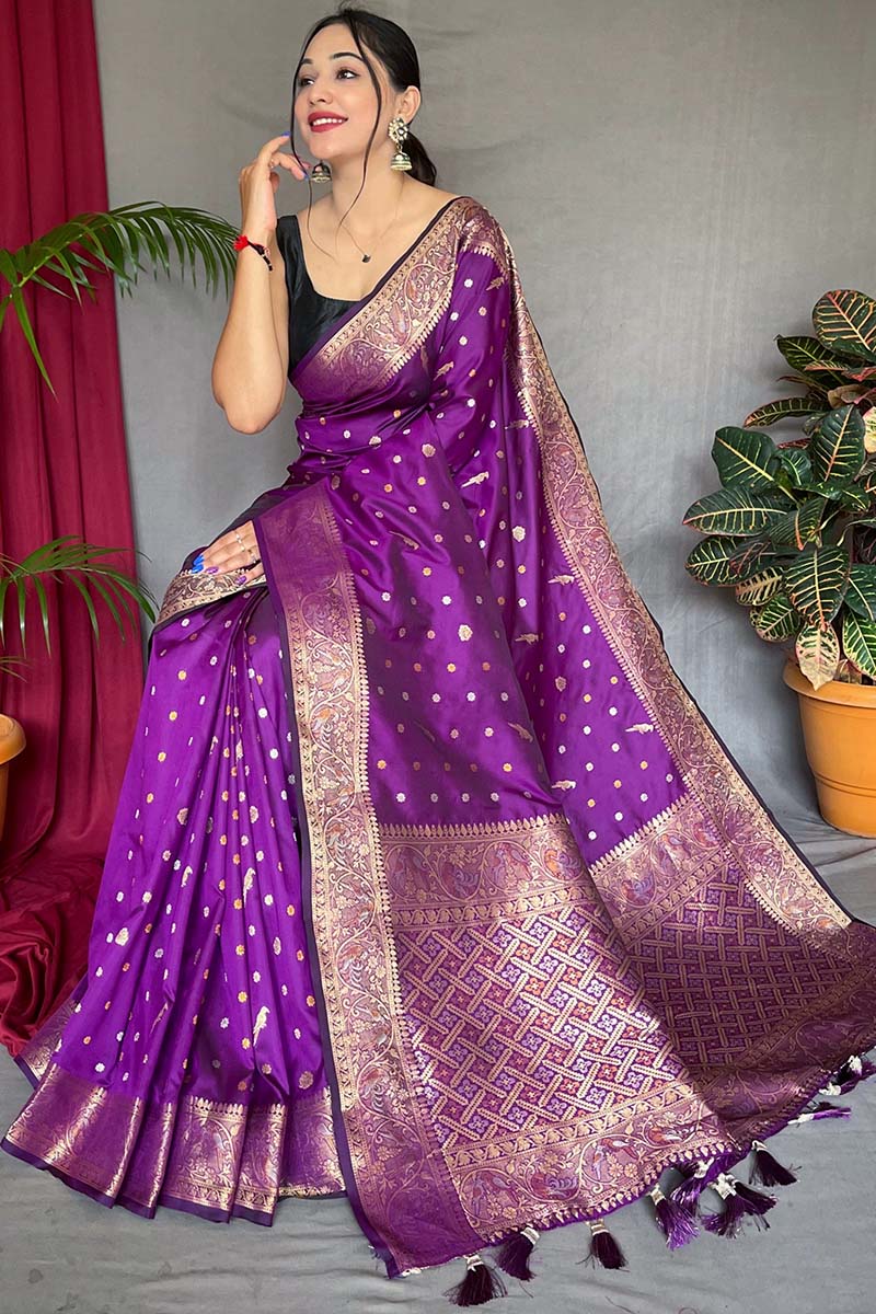 Elaborate Purple Soft Banarasi Silk Saree With Scintillating Blouse Piece - Image 3