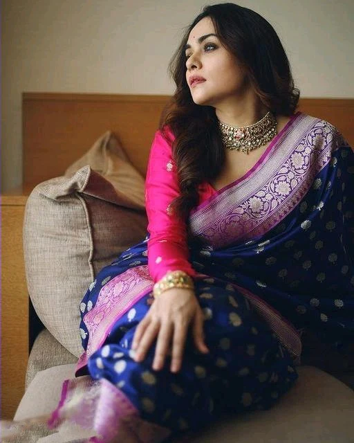 Elegant Blue Soft Banarasi Silk Saree With Gorgeous Blouse Piece - Image 5