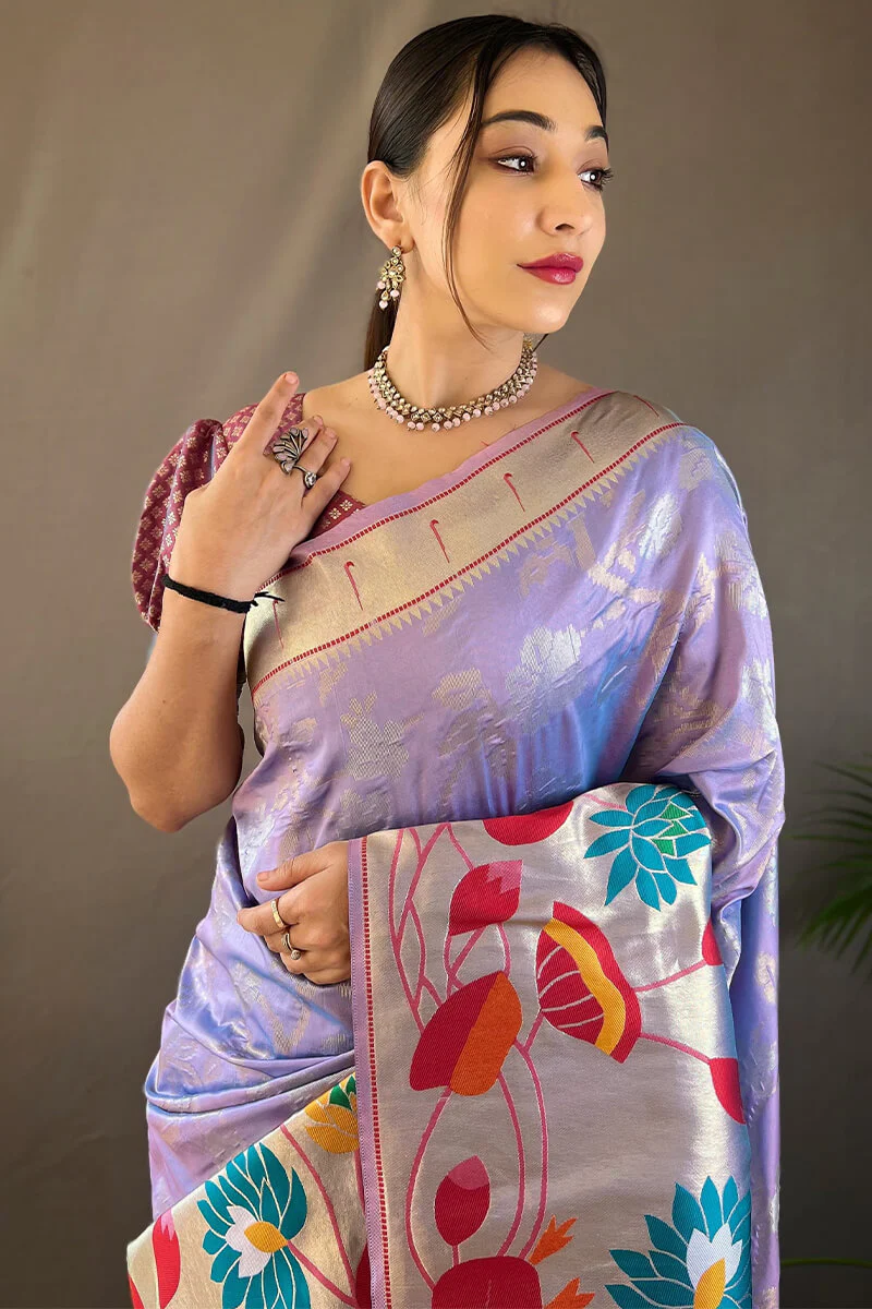 Elegant Lavender Paithani Silk Saree With Gleaming Blouse Piece - Image 2