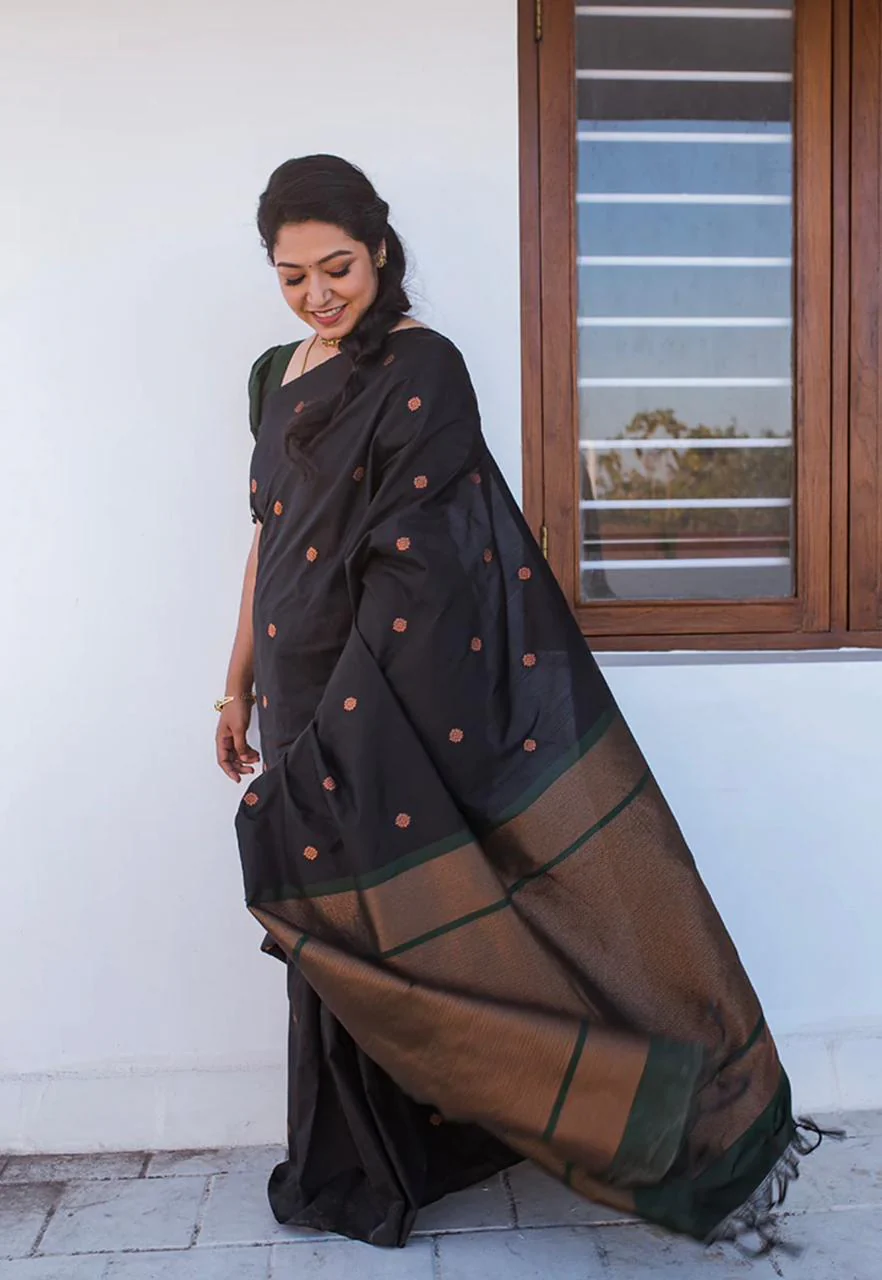 Elision Black Soft Silk Saree With Comely Blouse Piece - Image 3