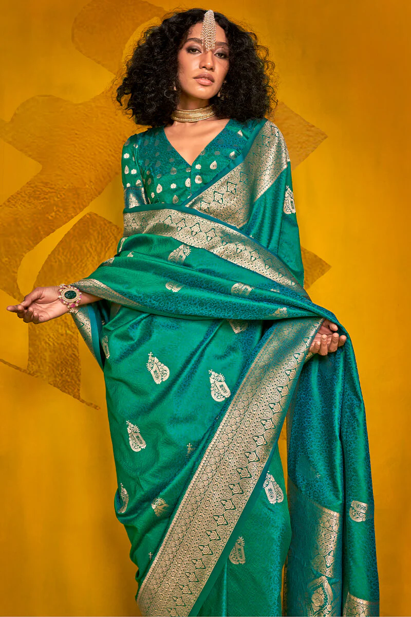 Eloquence Dark Green Soft Banarasi Silk Saree With Propinquity Blouse Piece - Image 2